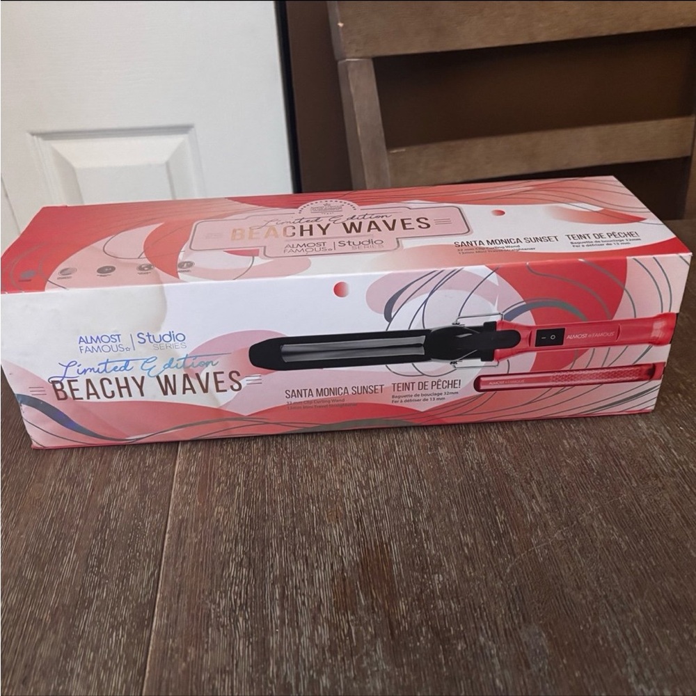 Almost Famous Hair Styling Tool - Red and White